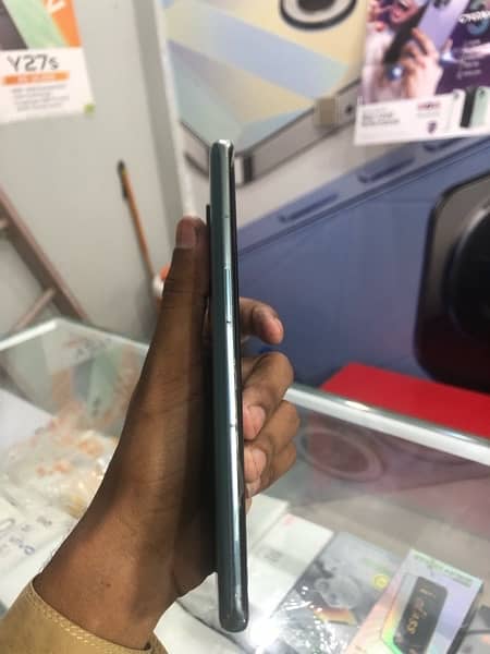 One Plus 10 pro For sale. 3