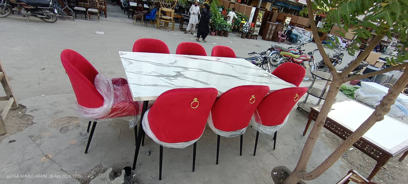 Daining Table with 8 chair 1