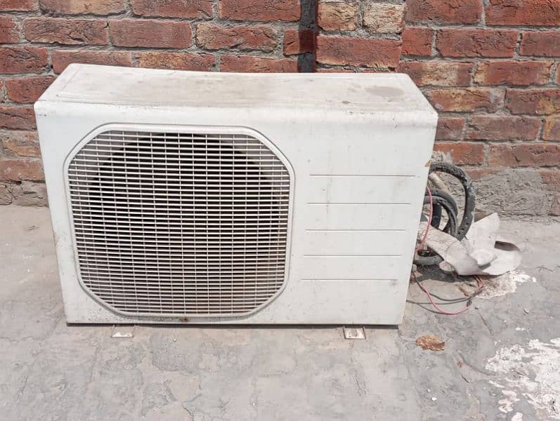 used condition Gree AC for Sale 3