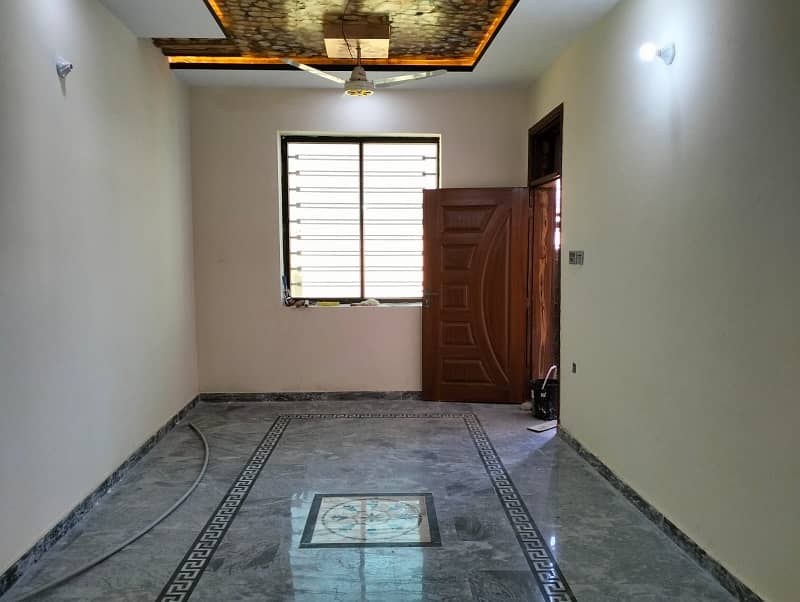 Beautiful 5 Marla House For Sale In Lalazar2 3