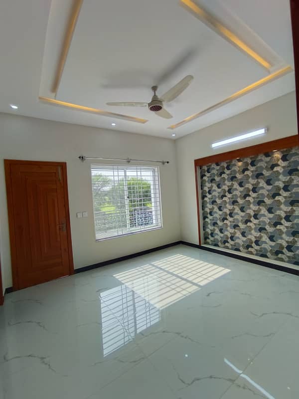 Brand New, 35x70, House for Sale with 6 Bedrooms in G-13, Islamabad 11