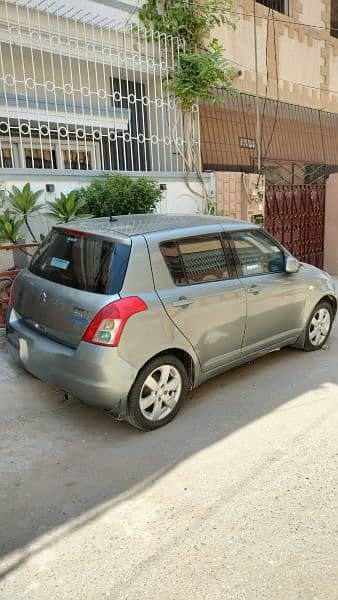 Suzuki Swift Dlx 2013 for Sale 0