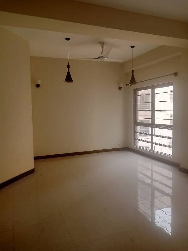 3 Bedroom (Ground Floor) Askari Flat For Rent in Askari Tower 4 DHA Phase 5 Islamabad 3