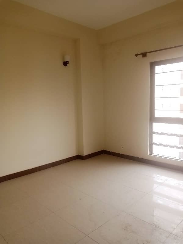 3 Bedroom (Ground Floor) Askari Flat For Rent in Askari Tower 4 DHA Phase 5 Islamabad 5