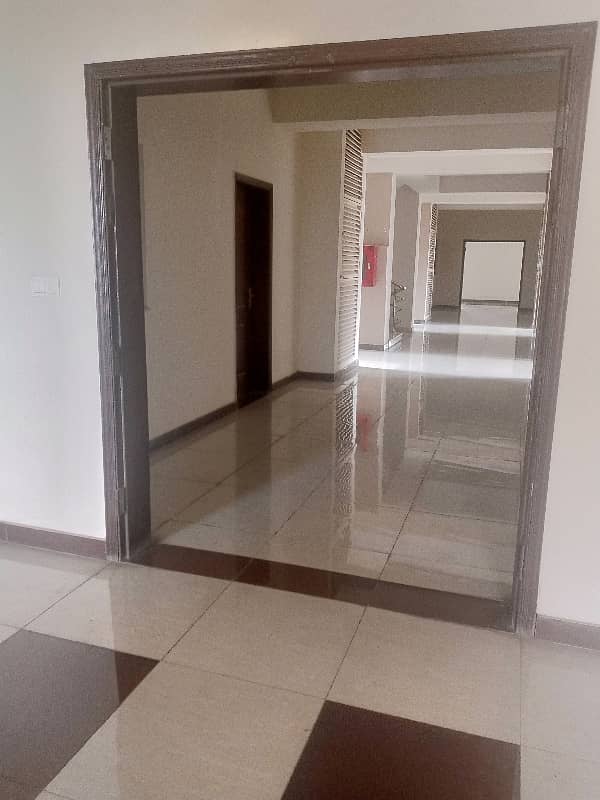 3 Bedroom (Ground Floor) Askari Flat For Rent in Askari Tower 4 DHA Phase 5 Islamabad 9