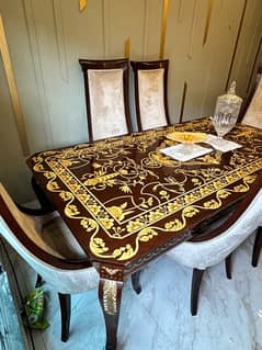 Premium Dinning table for sale with 8 chairs