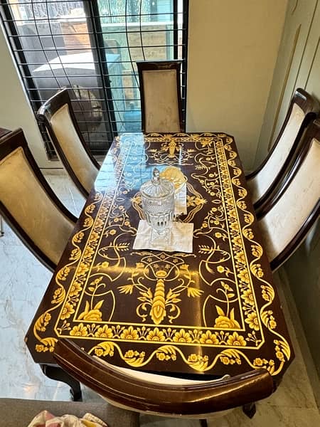Premium Dinning table for sale with 8 chairs 9