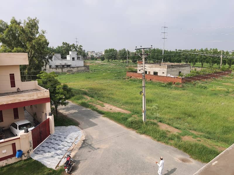 82 Lac 4 Marla Commercial Plot 100 Feet Road For Sale 3