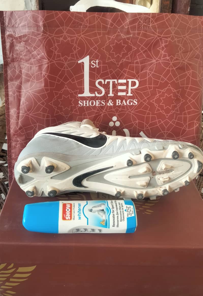 ALPHA (Nike) stud football shoes, 03120525983 Watsap. 4
