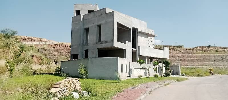 14 Marla Grey Structure House For Sale In DHA Phase 3 Rawalpindi 2