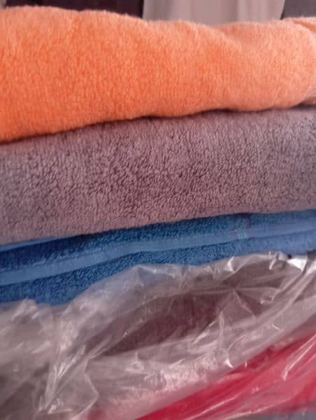 Good Quality Towel large and medium sizes are available 1