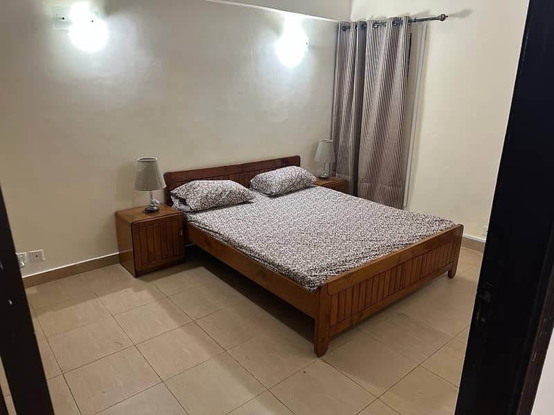 Double bed furnished flat aval for rent in khudadad heights 4