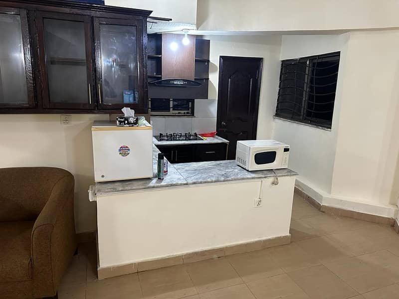 Double bed furnished flat aval for rent in khudadad heights 6