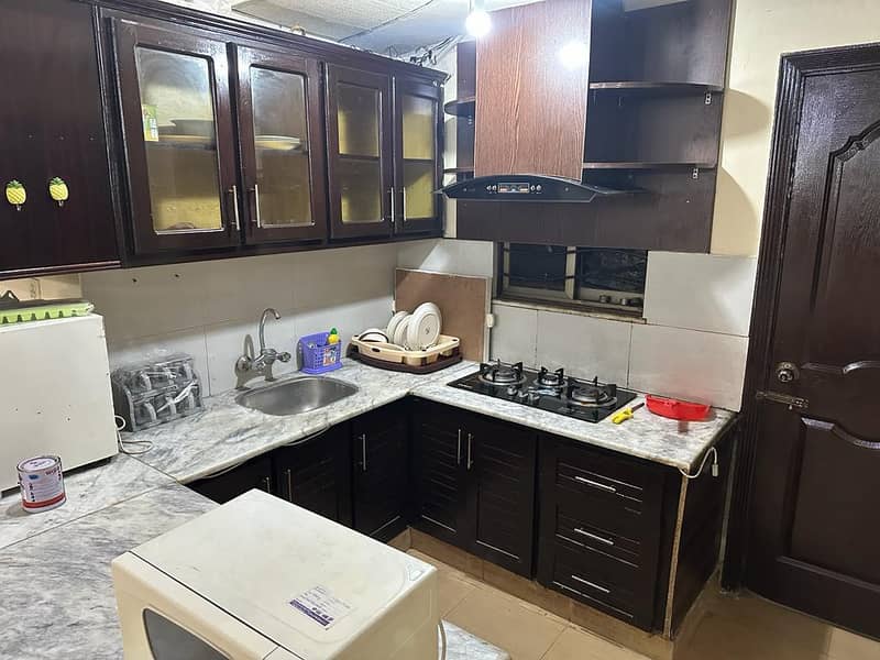 Double bed furnished flat aval for rent in khudadad heights 7