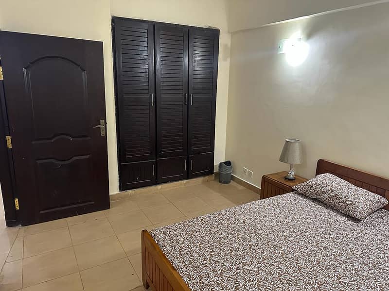 Double bed furnished flat aval for rent in khudadad heights 8