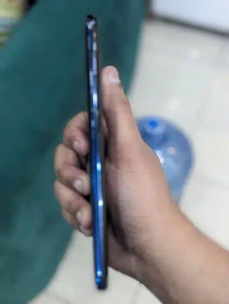 OnePlus 7pro 5g
8gb Ram
256gb 4