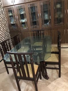 Beautiful 6 seater dining table.
