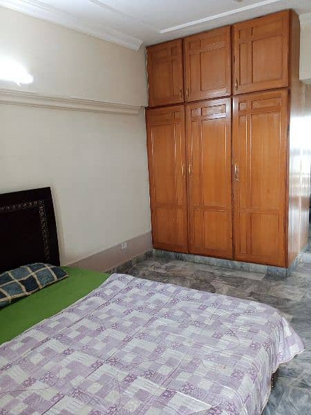 ROOMS and appartment available in Islamabad F 10 almustafa tower 2