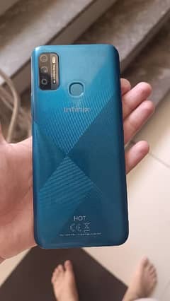 Infinix hot 9 play in mint condition with box and charger