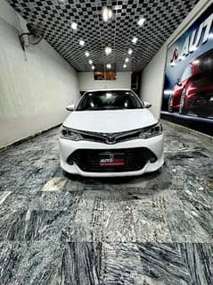 Toyota Corolla Axio Hybrid 2016
