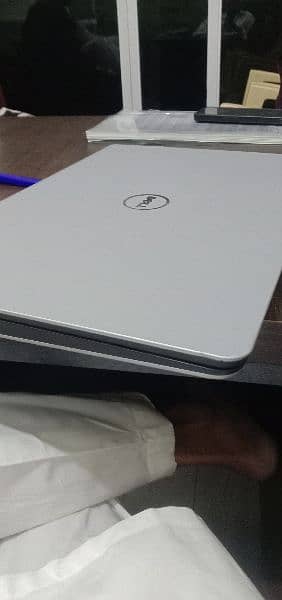 Dell i7 primium laptop 1