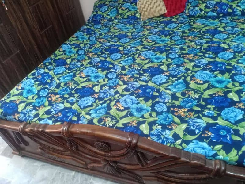King Bed with molty foam mattress 1