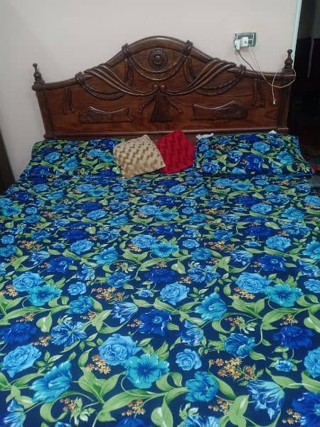 King Bed with molty foam mattress 2