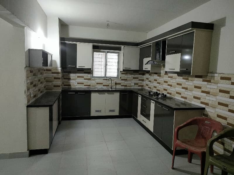 Grey Noor Tower Shopping Mall 3 Bed DD 3