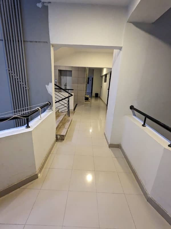 GRey Noor tower Shopping Mall 3bed DD 1