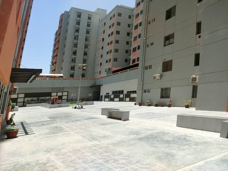 Grey Noor Tower and Shopping Mall 3bed DD 9