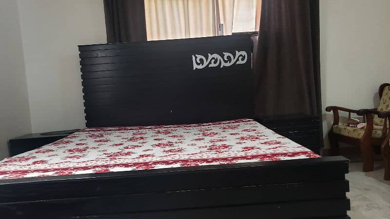 king size bed with side tables 2