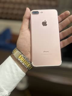 iphone 7+ Rose gold colour