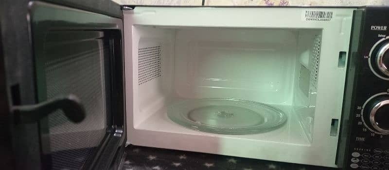 Dawlance Microwave Oven DW-MD4 N 3