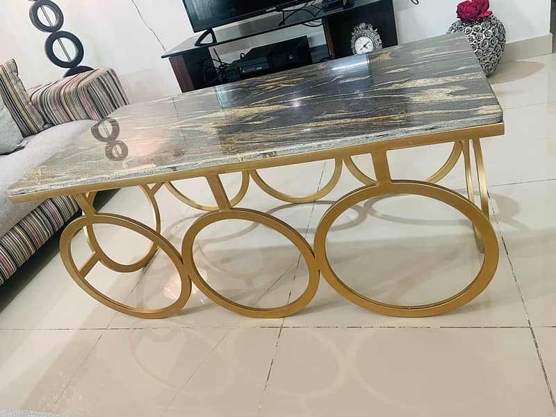 Marble tọp table 1
