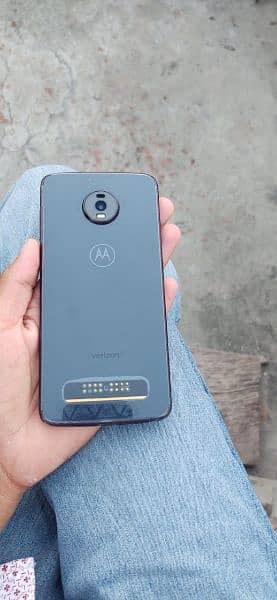 moto Z4 2