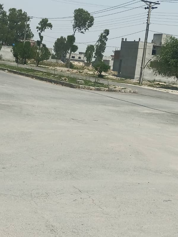 1 Kanal Plot For sale corner Facing Park 50 Ft Chinar Bagh Raiwind Road Lahore 0