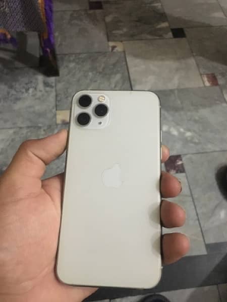 i phone 11 pro non pta 4