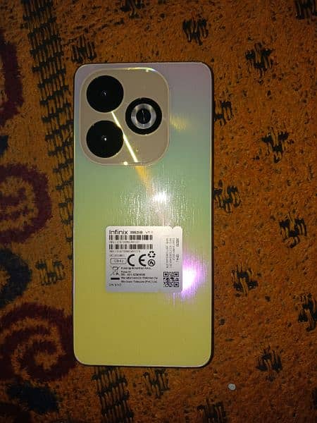 infinix smart 8 Pro  box and charging avaliable 0