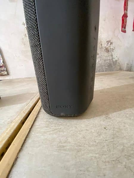 sony speaker SRS-XE300 2