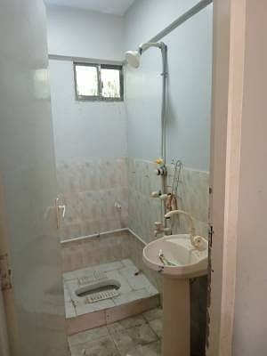 1st floor 2 bed lounge flat for sale in Gulshan Block 1 2