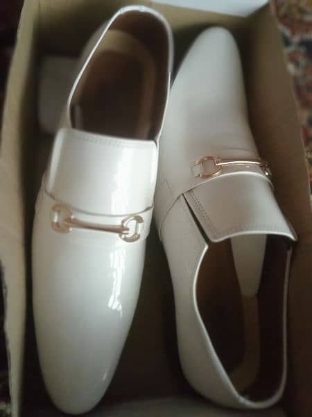white shoes new design 1