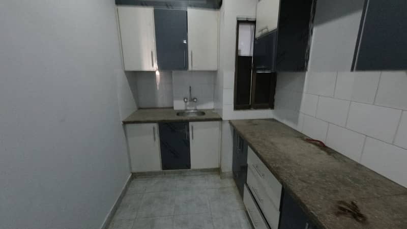Prime Location 1250 Square Feet Flat Up For sale In North Nazimabad - Block N 12
