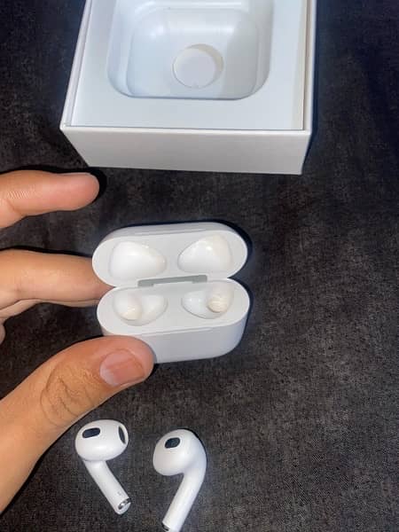 apple airpods generation 3 12