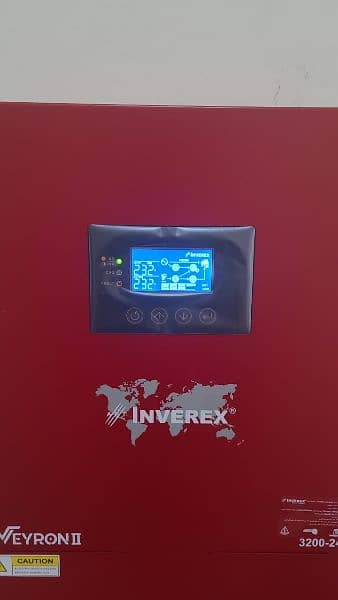 Inverex Vyron 2 , hardly used , almost new 3.2kva 4