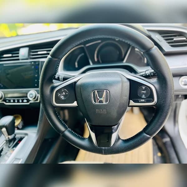 Honda Civic 2018 7