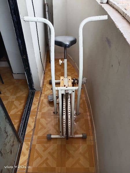 Exercise cycle for sale 2
