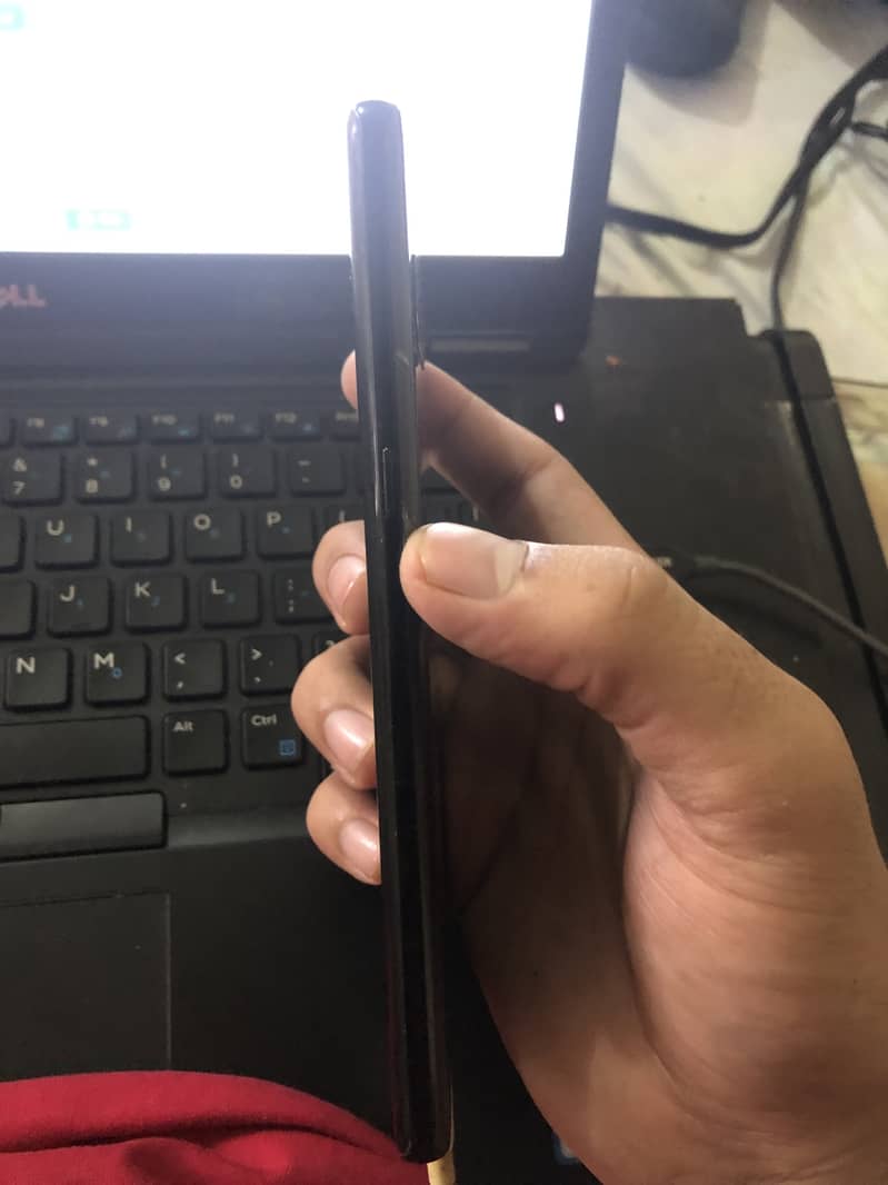 Samsung note 8 9/10 condition 4