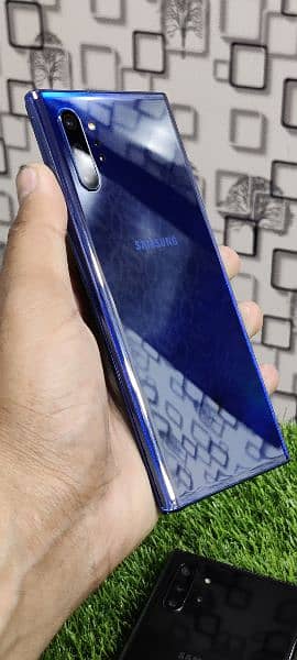 Samsung Galaxy Note 10 plus      03101873383 6