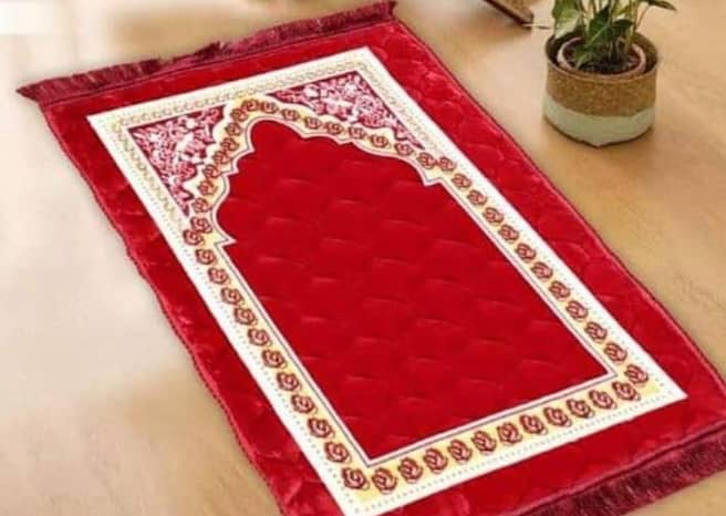 Velvet prayer mat 1