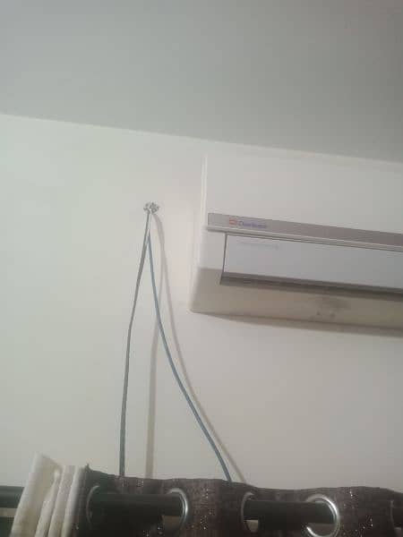 1.5 dawlance ac like new condition chil cooling 0